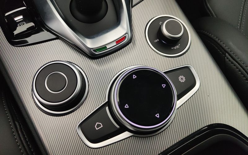 STELVIO 2.2 TD 210CV VELOCE AT8 Q4 MY24